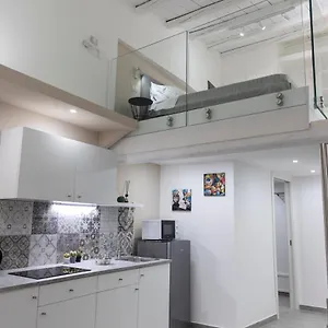 Aurora House Loft Apartment